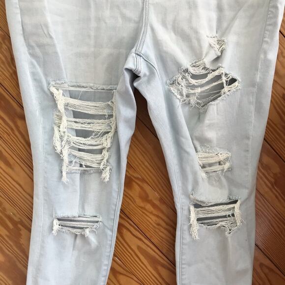 American Eagle High Rise Distressed Raw Hem Jeans - Picture 4 of 6